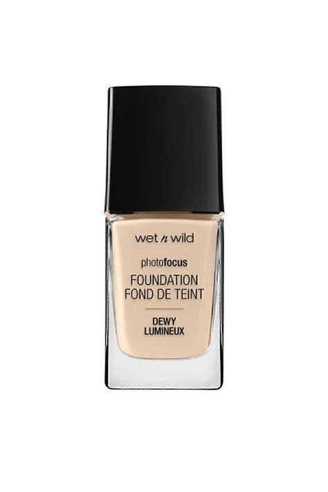 WET N WİLD Photo Focus Dewy Lumineux Fondöten Nude Ivory 0077802116024 Fiyatı Yorumları