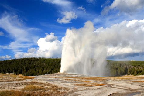 Old Faithful, Yellowstone National Park