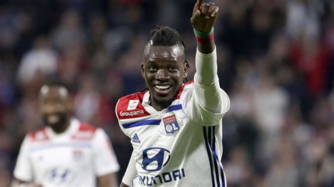 Burkina Faso striker Traore leaves Lyon for Aston Villa