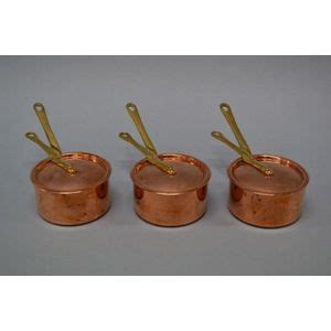 Set Of 3 French Copper Saucepans With Lids Copper Metalware