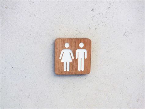 Panneau Toilettes En Bois Avec Logo Homme Et Femme