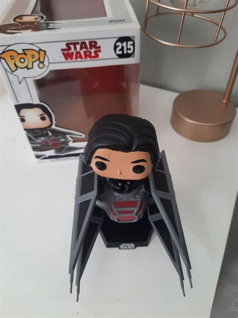 Funko Pop Star Wars Kylo Ren Nave Item Infantil Funko Usado