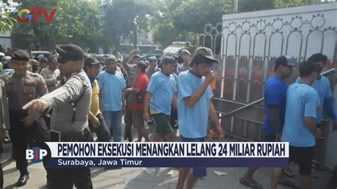 Ricuh Eksekusi Rumah Mewah Di Surabaya Jawa Timur Pemilik Rumah