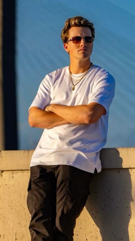 Silly Kj Jackson Savannah Bananas Cute Celebrity Guys Hot Baseball Guys Cute Celebrities