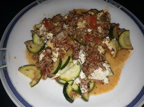 Griechischer Zucchini Auflauf Mit Feta Von Schleckigekatze Chefkoch De