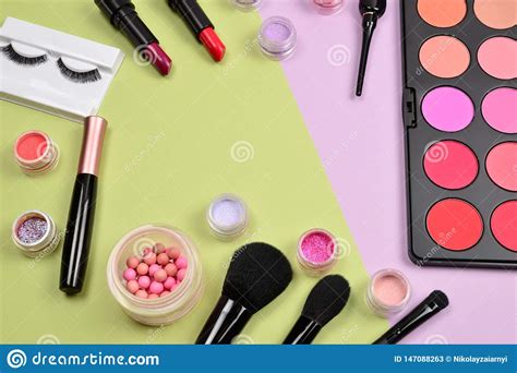 Los Productos De Maquillaje Profesionales Con Los Productos De Belleza