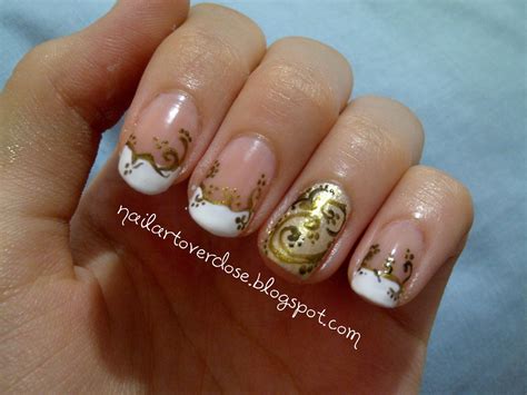 Free Amazing Styles: Gold Nail Art Designs