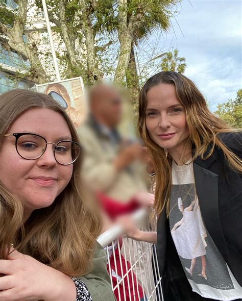 Rebecca Ferguson Web On Twitter Rebecca Ferguson With A Fan During