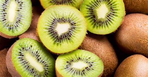 Beneficios Del Kiwi En Ayunas Y Propiedades Gadis Supermercados