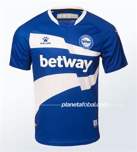 Cuarta camiseta Kelme del Deportivo Alavés 2021