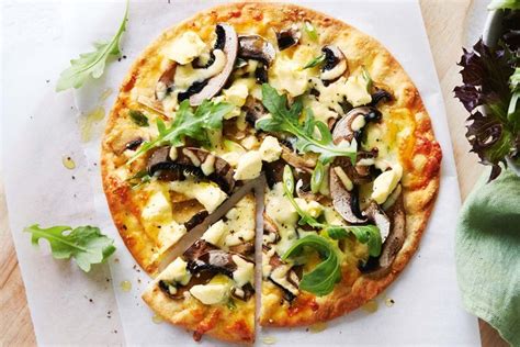 Mushroom And Cream Cheese Pizza