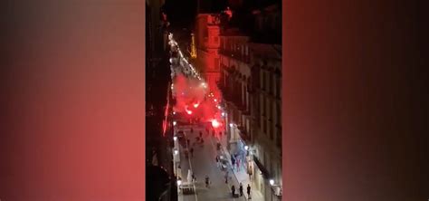 Palermo Video Scontri Con Polizia In Proteste Dpcm Cameraman Ferito