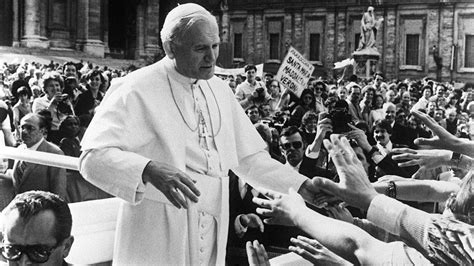 On This Day In History May 13 1981 Pope John Paul Ii Survives Assassination Attempt Fox News