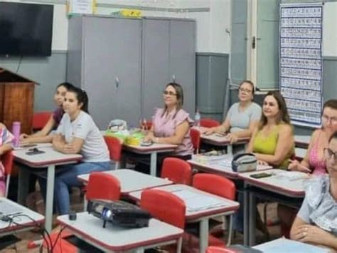 Educadoras Da Rede Municipal De Ensino Participam De CapacitaÇÃo Da Ftd