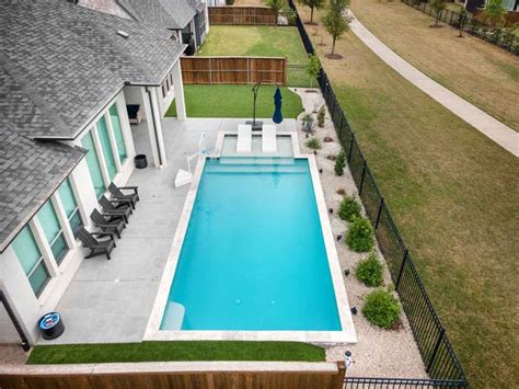 The Benefits of Backyard Swimming Pools - Lonestar Pool & Spa Design