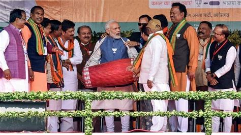 Watch PM Modi Sounds Poll Bugle By Beating Traditional Chhattisgarh Drum