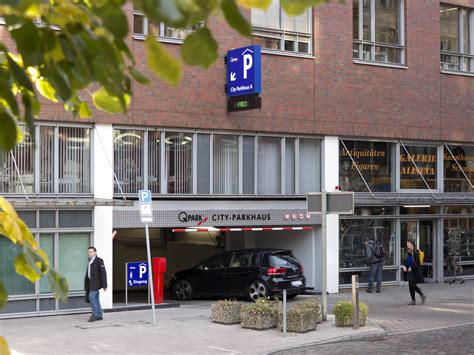 City-Parkhaus XXL Hamburg | Q-Park