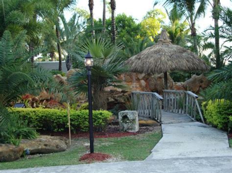 Coral Garden Wedding Venue in South Florida | PartySpace