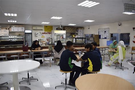 canteen pakisan islamia higher secondary school sharjah