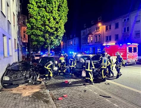 Schwerer Verkehrsunfall In Riemke Feuerwehr Ub De