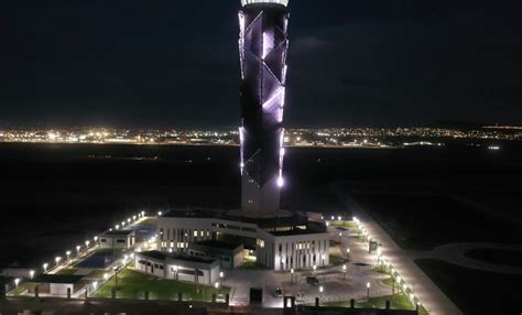 Aifa Torre De Control Inspirada En El Macuahuitl Arma Ceremonial Del