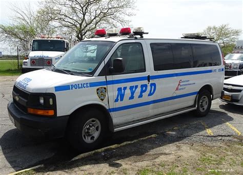 Nypd 2011 Chevrolet Express 41 Pct 9 Rwcar4 Flickr