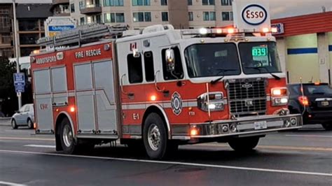 Abbotsford Fire Rescue Service Engine Responding Youtube