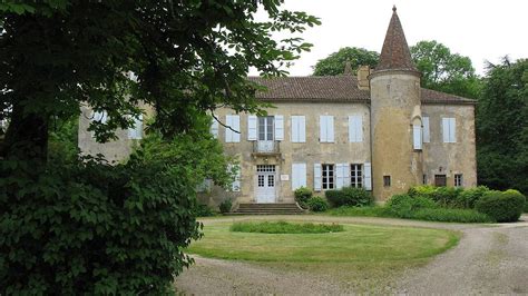 Pol Mica Castillo Francia Vivienda Privada O Museo La Pol Mica