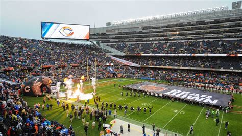 Leave The Lakefront Chicago Bears Fans Have Mixed Emotions On That Nbc Chicago