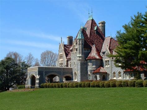 Visit 7 Castles On One Of The Best Road Trips In Pennsylvania