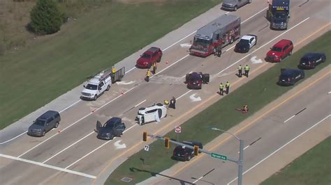 2 Taken To Hospital After Multi Vehicle Crash In Bixby Near Elementary