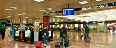 AirAsia BLQ Terminal, Bologna Guglielmo Marconi Airport