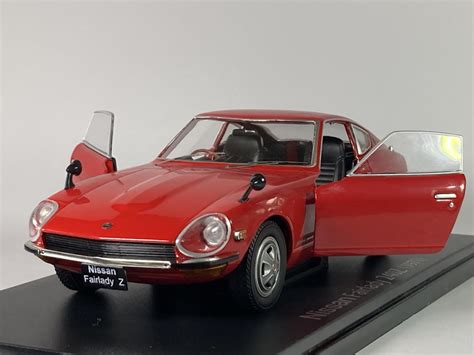 【やや傷や汚れあり】ニッサン フェアレディ Nissan Fairlady 240z 1971 124 アシェット国産名車