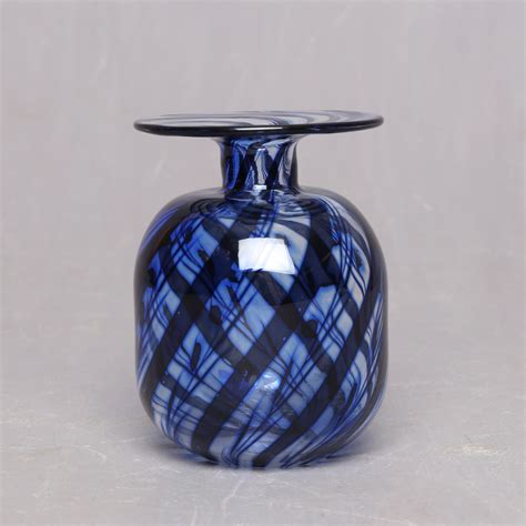 EVA ENGLUND. vas, glas, graal, signerad, Orrefors, 1900-talets andra ...