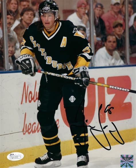 Jaromir Jagr Autographed Pittsburgh Penguins 8×10 Photo – House of Hockey