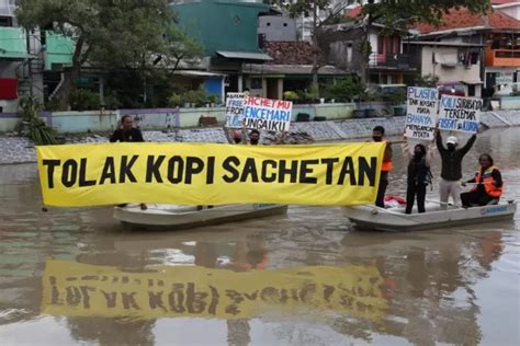 Sungai Tercemar Mikroplastik Aktivis Lingkungan Tolak Penggunaan