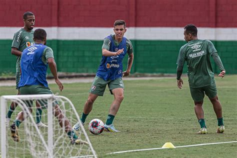 Fluminense encerra preparação para encarar o Madureira Veja fotos do