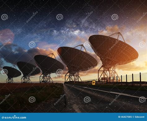 Radio Telescope Stock Illustrations 3737 Radio Telescope Stock