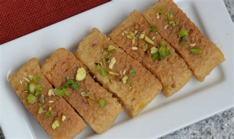 Diwali Traditional Recipe This Diwali 2017 Make Delicious Milk Cake Or