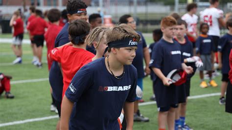 Play Football Skills Camp brings Hall of Famers together to teach