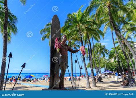 Duke Kahanamoku Iconic Statue At Waikiki Beach Honolulu Hawaii