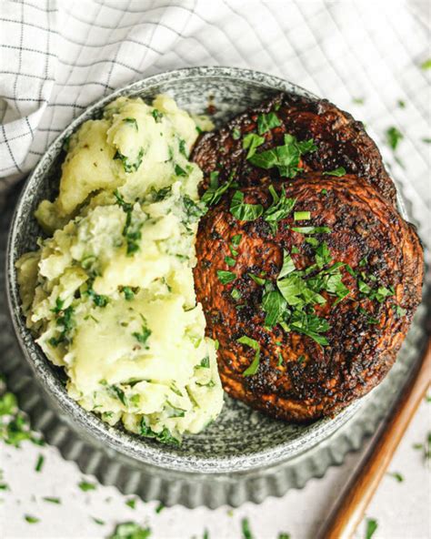 Vegan Mushroom Steak Recipe The Edgy Veg