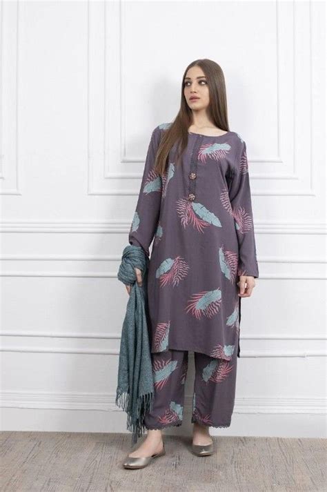 Pin By Hajira Malik On Pakistani Dresses Simple Dress Casual Sleeves