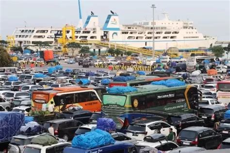 Juta Kendaraan Kembali Ke Jabotabek Via Tol Trans Jawa Ini