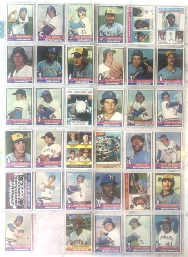 1976 Topps Milwaukee Brewers Baseball Team Set 32 Cards Yount Aaron