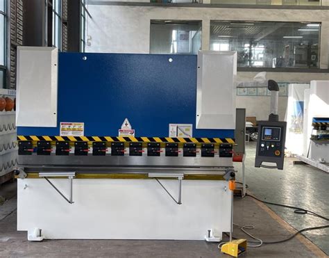 CNC Sheet Bending Machine 63Ton Hydraulic Press Brake Metal Bending