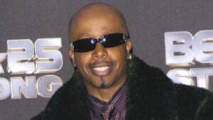 Top 10 MC Hammer Songs List - ClassicRockHistory.com