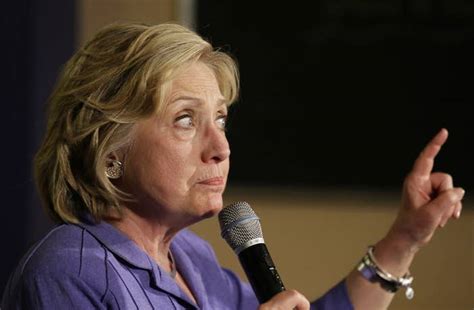 Hillary Clinton Apologizes For Using Private Email Server