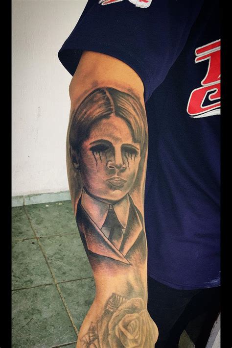 Tatuaje del artista Mexicano Toño Ramirez Core Retrato antiguo en el