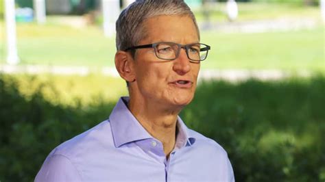 Apple Ceo Tim Cook Speaks At Mit Commencement